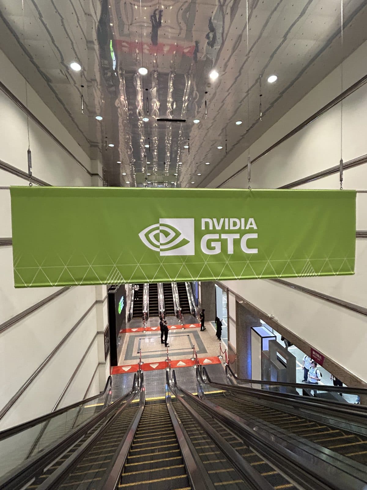 Dion Harris, Sr. Director at NVIDIA, presenting AI Tokenomics Explained at GTC Taipei
